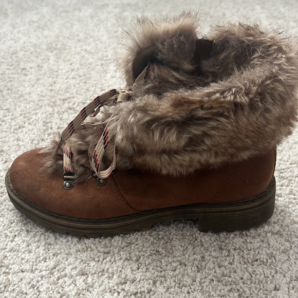 Universal Thread Boots - Picture 6 of 7